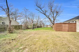 119 W University Ave, Waxahachie, TX 75165 - Photo 30