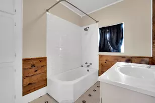 119 W University Ave, Waxahachie, TX 75165 - Photo 24