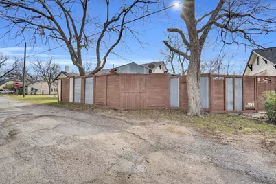 119 W University Avenue, Waxahachie, TX 75165 - Photo 26