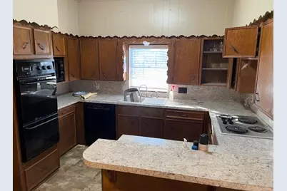 1202 Tyler, Thornton, TX 76687 - Photo 2