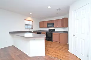 941 Newberry Trail, Fort Worth, TX 76120 - Photo 2