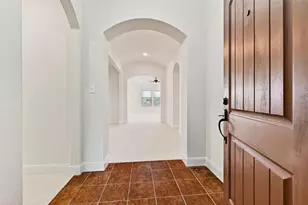 1527 San Carlos Dr, Van Alstyne, TX 75495 - Photo 2