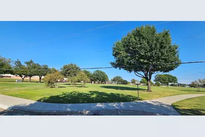 1900 Apple Valley Road, Plano, TX 75023 - Photo 10