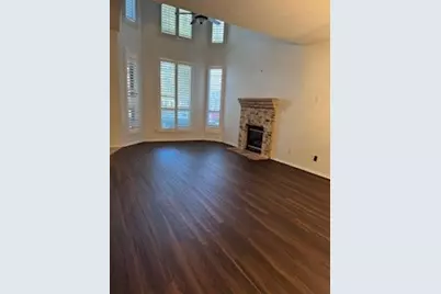 1926 Twin Oaks Circle, Grapevine, TX 76051 - Photo 2