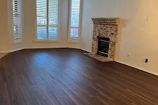 1926 Twin Oaks Cir, Grapevine, TX 76051 - Photo 2