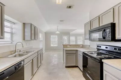 1942 Castaway Drive, Dallas, TX 75051 - Photo 10