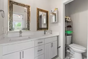 226 W Willingham St, Cleburne, TX 76033 - Photo 14