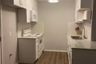 449 Thomas St, Burleson, TX 76028 - Photo 16