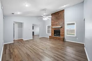 6421 Fairview Dr, Watauga, TX 76148 - Photo 2