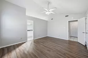 6421 Fairview Dr, Watauga, TX 76148 - Photo 14