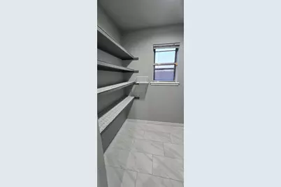 509 Royal Valley Road, Grand Prairie, TX 75052 - Photo 18