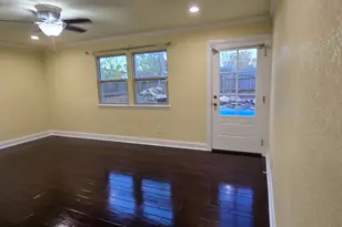 509 Royal Valley Rd, Grand Prairie, TX 75052 - Photo 8