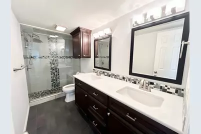 1450 Meadowood Village Drive, Fort Worth, TX 76120 - Photo 12