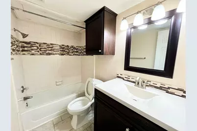 1450 Meadowood Village Drive, Fort Worth, TX 76120 - Photo 8