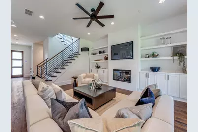 400 Cristler Avenue, Dallas, TX 75223 - Photo 8