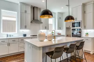 400 Cristler Ave, Dallas, TX 75223 - Photo 16