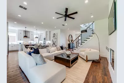 400 Cristler Avenue, Dallas, TX 75223 - Photo 10