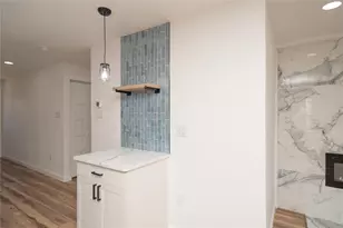 312 N Retta St, Fort Worth, TX 76111 - Photo 12