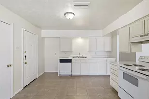 410 Charlotte St, Duncanville, TX 75137 - Photo 10