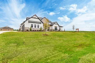 104 Aiden Dr, Waxahachie, TX 75165 - Photo 2