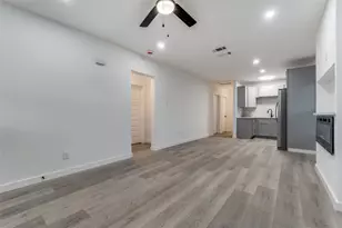 3242 Pine St, Dallas, TX 75215 - Photo 8