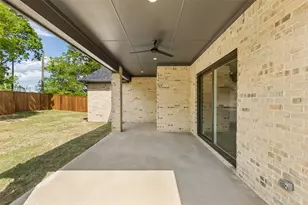 1830 Heritage Knll Dr, Sherman, TX 75092 - Photo 16