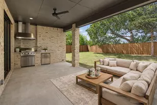 1830 Heritage Knll Dr, Sherman, TX 75092 - Photo 18