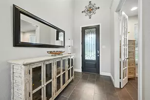 933 Spring Falls Dr, McKinney, TX 75071 - Photo 2