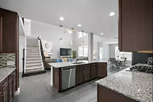 933 Spring Falls Dr, McKinney, TX 75071 - Photo 12