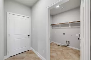 2434 Avenue A, Grand Prairie, TX 75051 - Photo 24