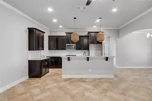 2434 Avenue A, Grand Prairie, TX 75051 - Photo 10