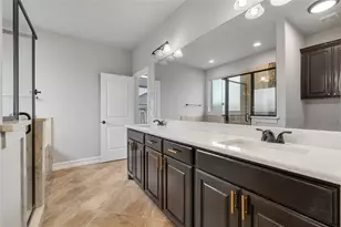 2434 Avenue A, Grand Prairie, TX 75051 - Photo 32