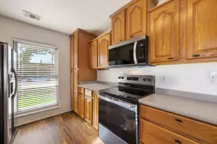 9201 Vagas Dr, Rowlett, TX 75088 - Photo 12