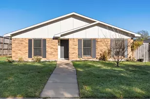 9201 Vagas Dr, Rowlett, TX 75088 - Photo 2