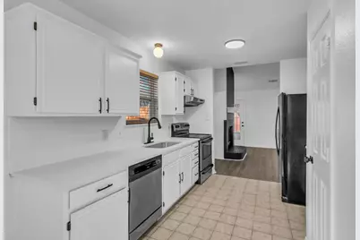 319 Faircrest Drive, Arlington, TX 76018 - Photo 14