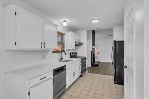 319 Faircrest Dr, Arlington, TX 76018 - Photo 14