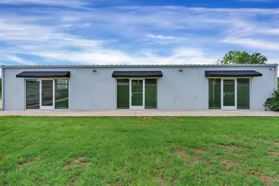 1555 Woodmere Trail #102, Granbury, TX 76048 - Photo 4