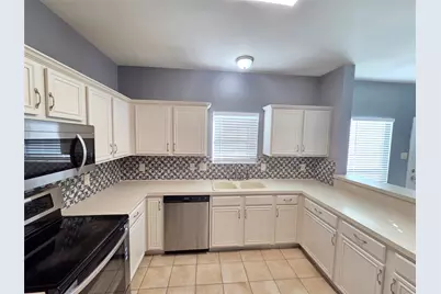 7926 Greengate Drive, Dallas, TX 75249 - Photo 14