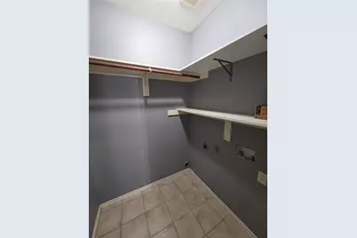 7926 Greengate Drive, Dallas, TX 75249 - Photo 34