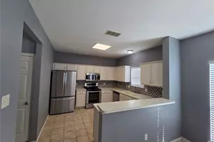 7926 Greengate Dr, Dallas, TX 75249 - Photo 12