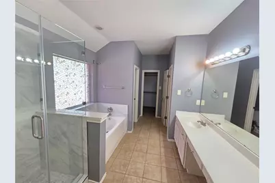 7926 Greengate Drive, Dallas, TX 75249 - Photo 20