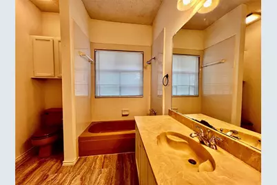 4800 W Lovers Lane #112, Dallas, TX 75209 - Photo 10