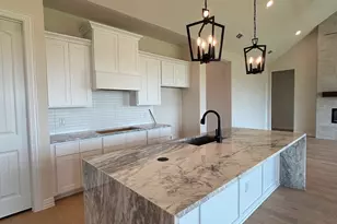 6451 Dalyn Dr, Midlothian, TX 76065 - Photo 2