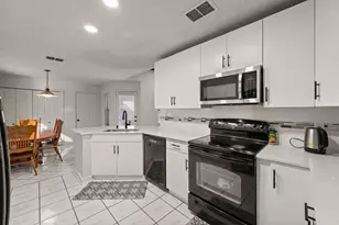 2813 Andrea Ln, Garland, TX 75040 - Photo 14