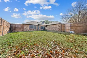 2813 Andrea Ln, Garland, TX 75040 - Photo 26