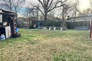 4321 Greenbriar Dr, Bellmead, TX 76705 - Photo 12