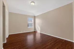 810 Highland Hills Dr, Frisco, TX 75036 - Photo 32