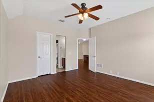 810 Highland Hills Dr, Frisco, TX 75036 - Photo 30