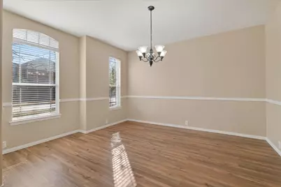 810 Highland Hills Drive, Frisco, TX 75036 - Photo 6