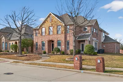 810 Highland Hills Drive, Frisco, TX 75036 - Photo 2